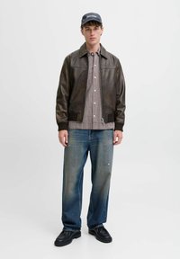 Jack & Jones Ādas jaka - chocolate brown