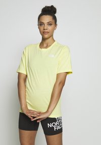 The North Face RELAXED SIMPLE DOME  - T-shirt basic - stinger yellow