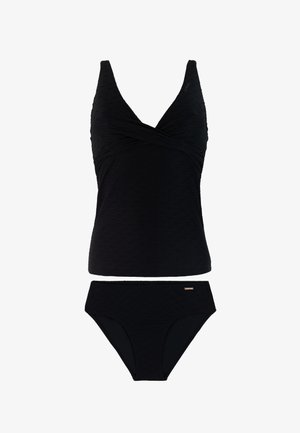 Schwarzer, strukturierter zweiteiliger Badeanzug mit einem V-Ausschnitt Top und passenden Bikinihosen, mit kleinem Markenlogo auf dem Unterteil.