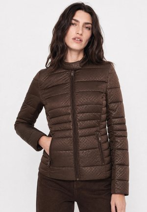 Guess NEW VONA BLOCK EMBOSSED - Ελαφρύ μπουφάν - brown sand