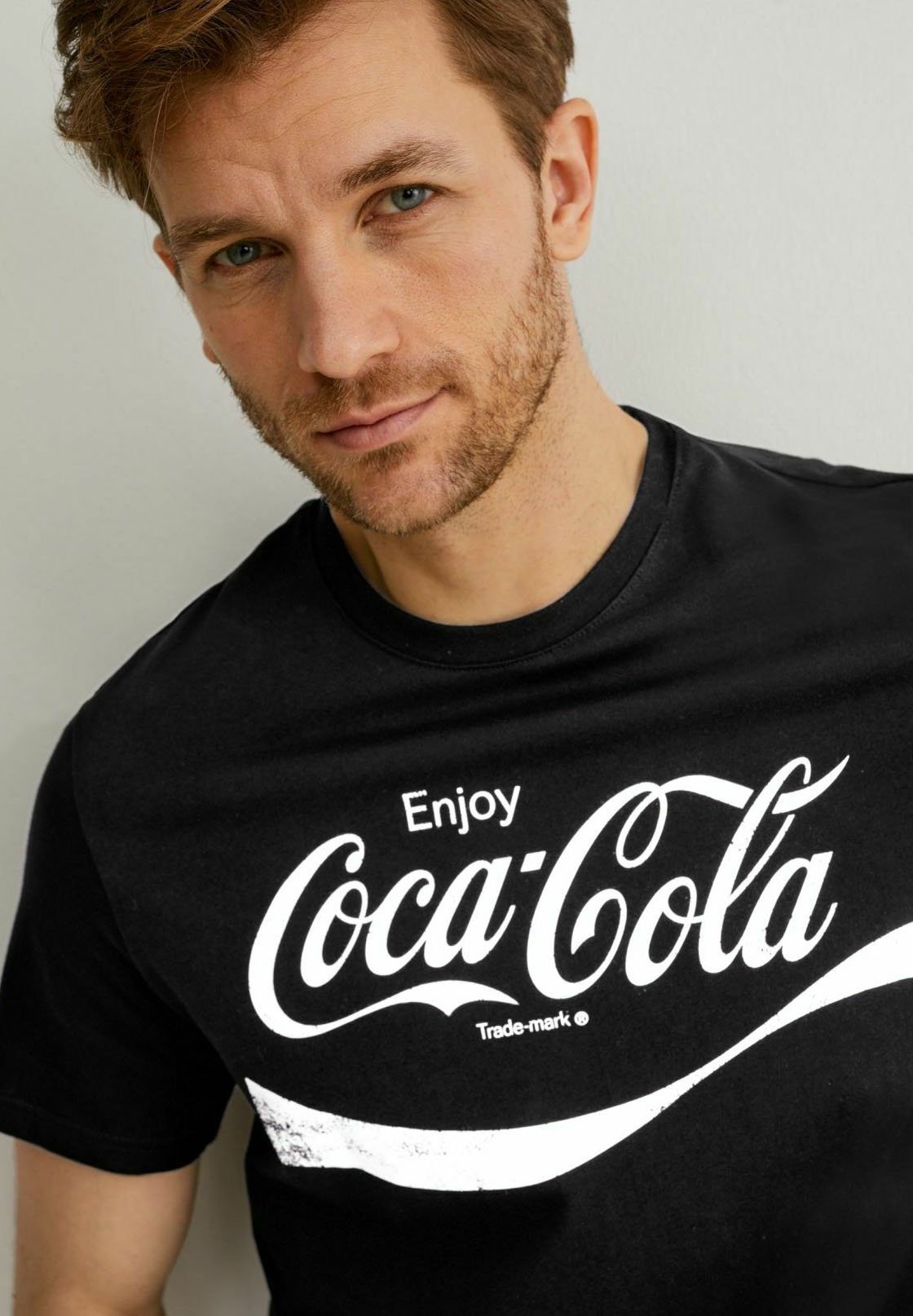 coca cola shirt black