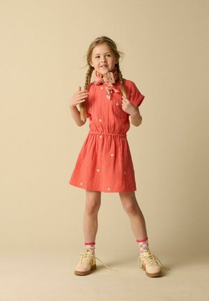 Sissy-Boy, SISSY-BOY KLEID MIT STICKEREI-DETAILS - ORANGE - Robe de jour - orange