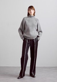 Victoria Beckham STRAIGHT LEG DECONSTRUCTED TROUSER - Püksid - black