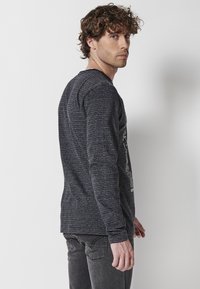 Koroshi Ilgarankovis viršutinės dalies drabužis - black