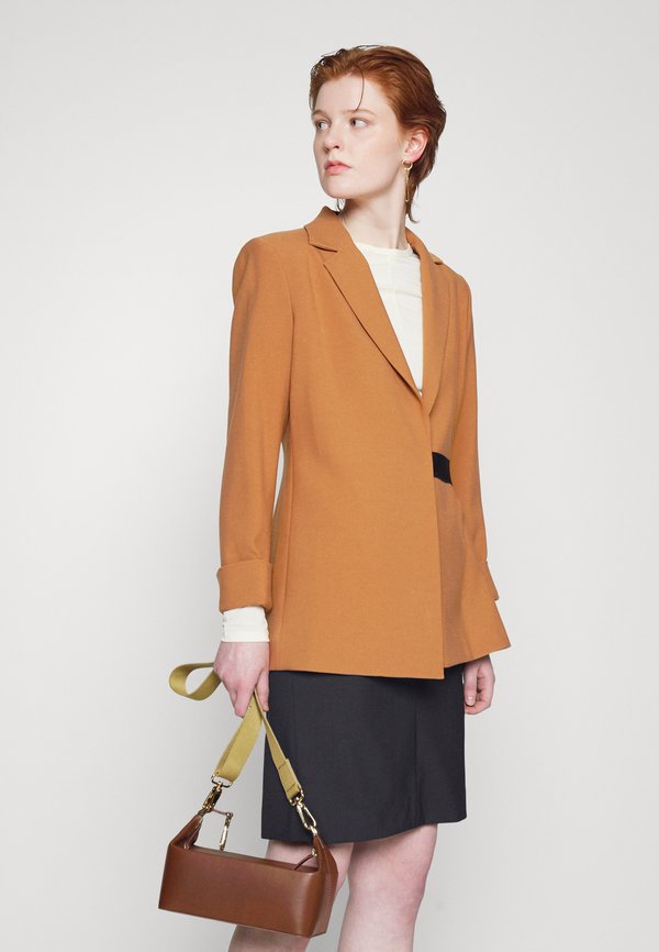 VIOLINA - A-line skirt3