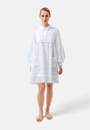 KANIKA - Day dress - weiß