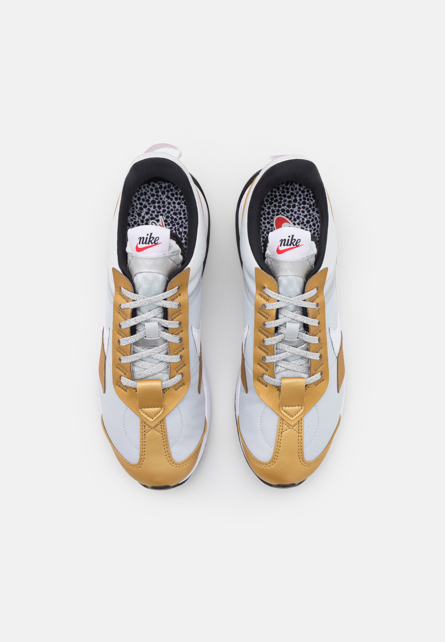 nike pre day platinum