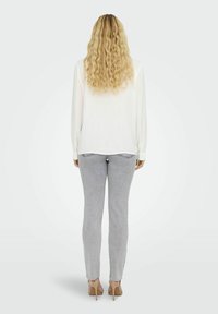 JDY JDYAYA - Overhemdblouse - cloud dancer