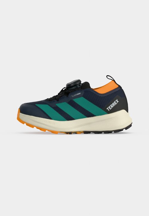 adidas AGRAVIC UNISEX - Hiking shoes - core black/legend ink/equipment green — photo 2