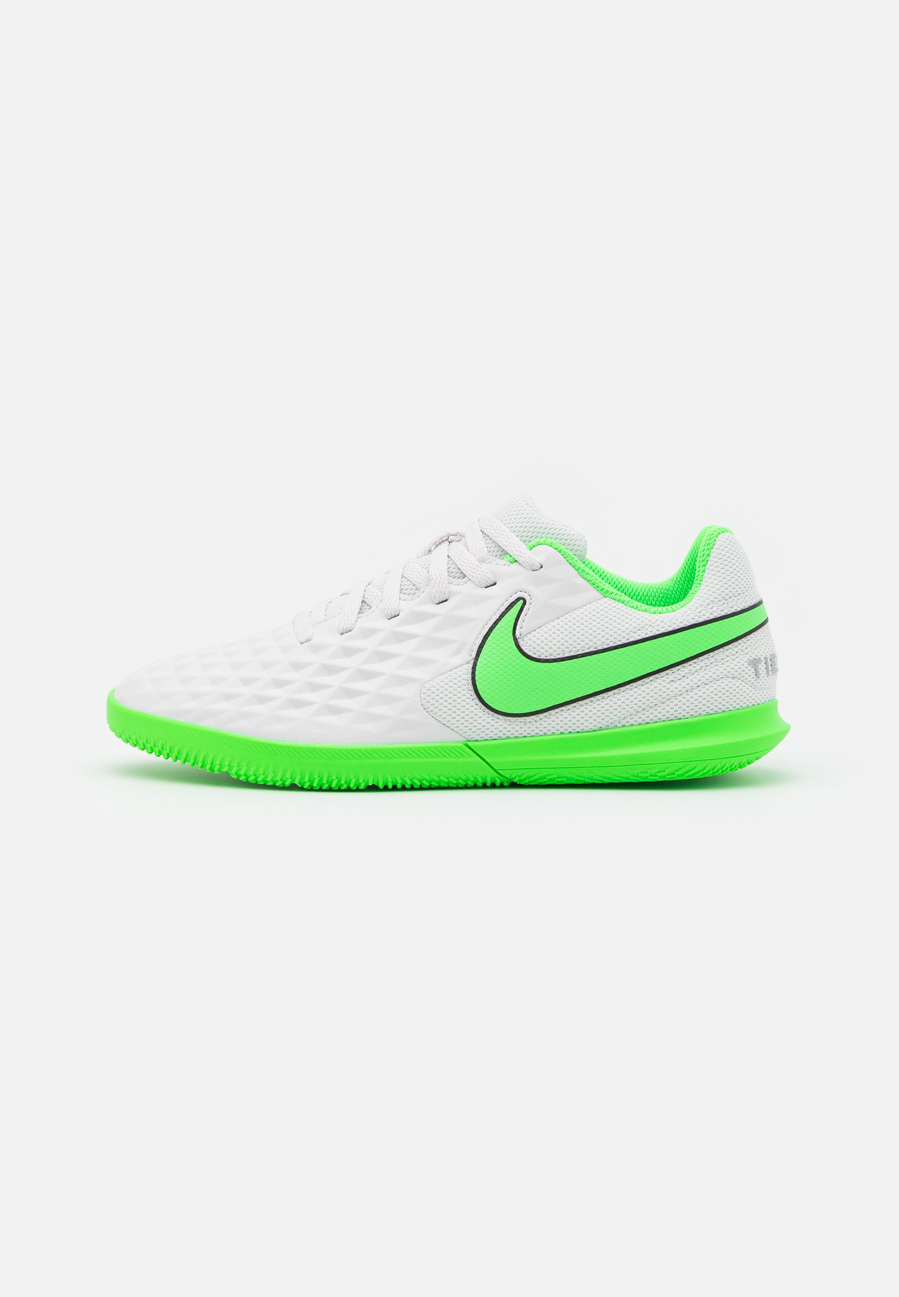 Nike Performance TIEMPO JR LEGEND 8 CLUB IC UNISEX - Zaalvoetbalschoenen -  platinum tint/rage green/Lichtgrijs - Zalando.nl