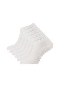 Calze alla caviglia bianche, realizzate in misto cotone, con polsino a coste e texture traspirante, presentate in un set di cinque paia.