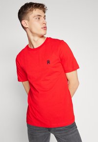 Tommy Hilfiger MONOGRAM IMD - T-shirt basic - fierce red