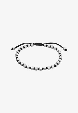 Verstellbares schwarzes Kordelarmband mit gleichmäßig verteilten glänzenden silbernen sechseckigen Perlen entlang seiner Länge.