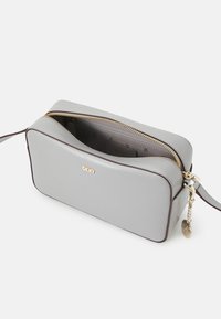 DKNY Borsa a tracolla - grey
