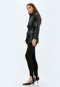 Koton STIRRUP - Leggings - black