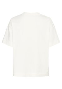 T-shirt blanc à manches courtes avec une coupe décontractée. Il présente un col rond et une texture en coton lisse. Aucuns logos ou motifs visibles.