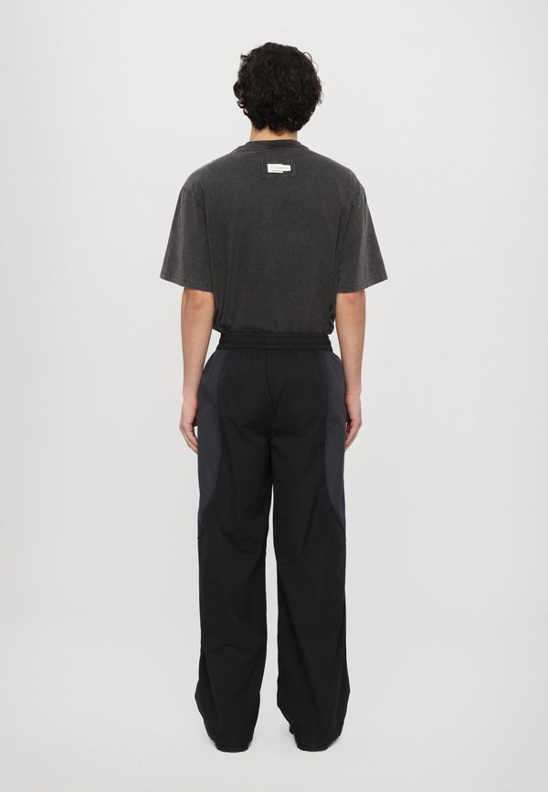 PANELLED TRACK TROUSERS - Tracksuit bottoms3