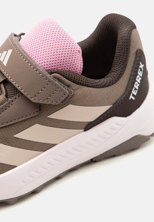 adidas ANYLANDER UNISEX - Hiking shoes - earth strata/taupe/aurora coffee — photo 6