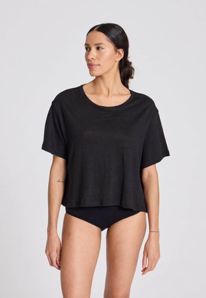 IVALO  TEE  - Lihtne T-särk - black