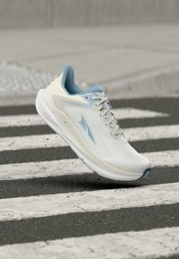 Nevybrané, white/light blue