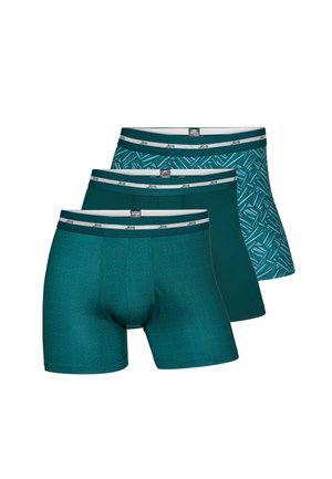 Tre par teal boxer shorts med mønstrede og ensfarvede designs. Har grå elastiske taljer med brandlogo.