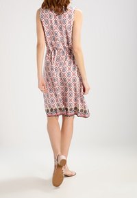Cream Vapaa-ajan mekko - light pink