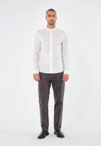 Pier One - 2 PACK - Shirt - white/black Thumbnail Image 1