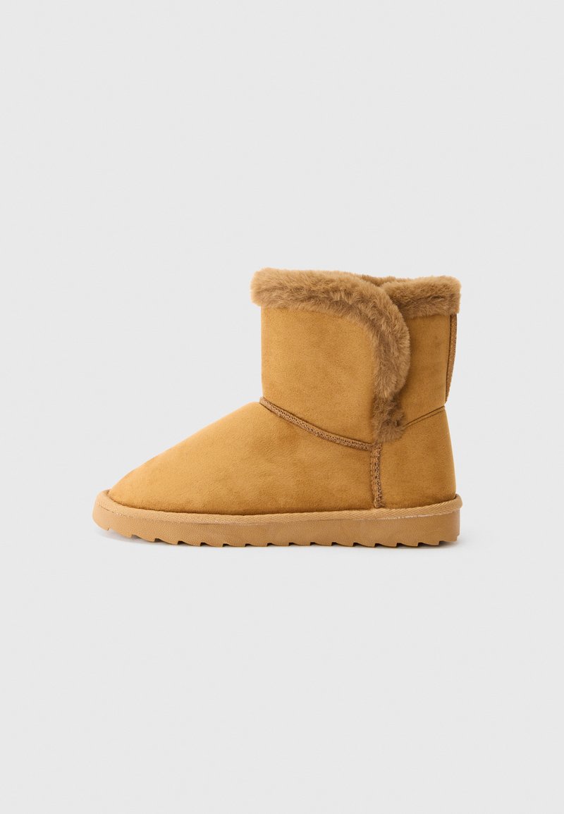 CALANDO Winter boots - beige - Zalando