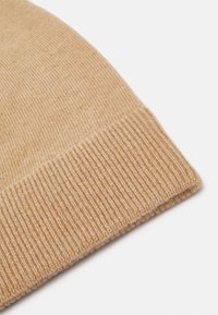 Repeat HAT - Gorro - camel