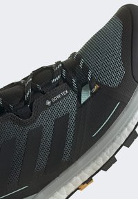 Adidas Terrex SKYCHASER 2 GORE-TEX turkusowy