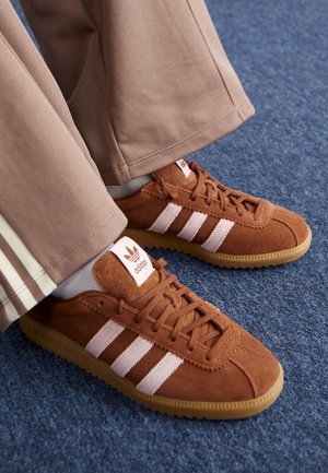 BRMD - Sneakers low - preloved brown/sandy pink/gum