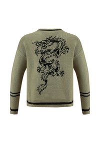 Maglione verde oliva con un design di drago nero sul retro, con strisce nere a contrasto sui polsini e sull'orlo. Texture a maglia.