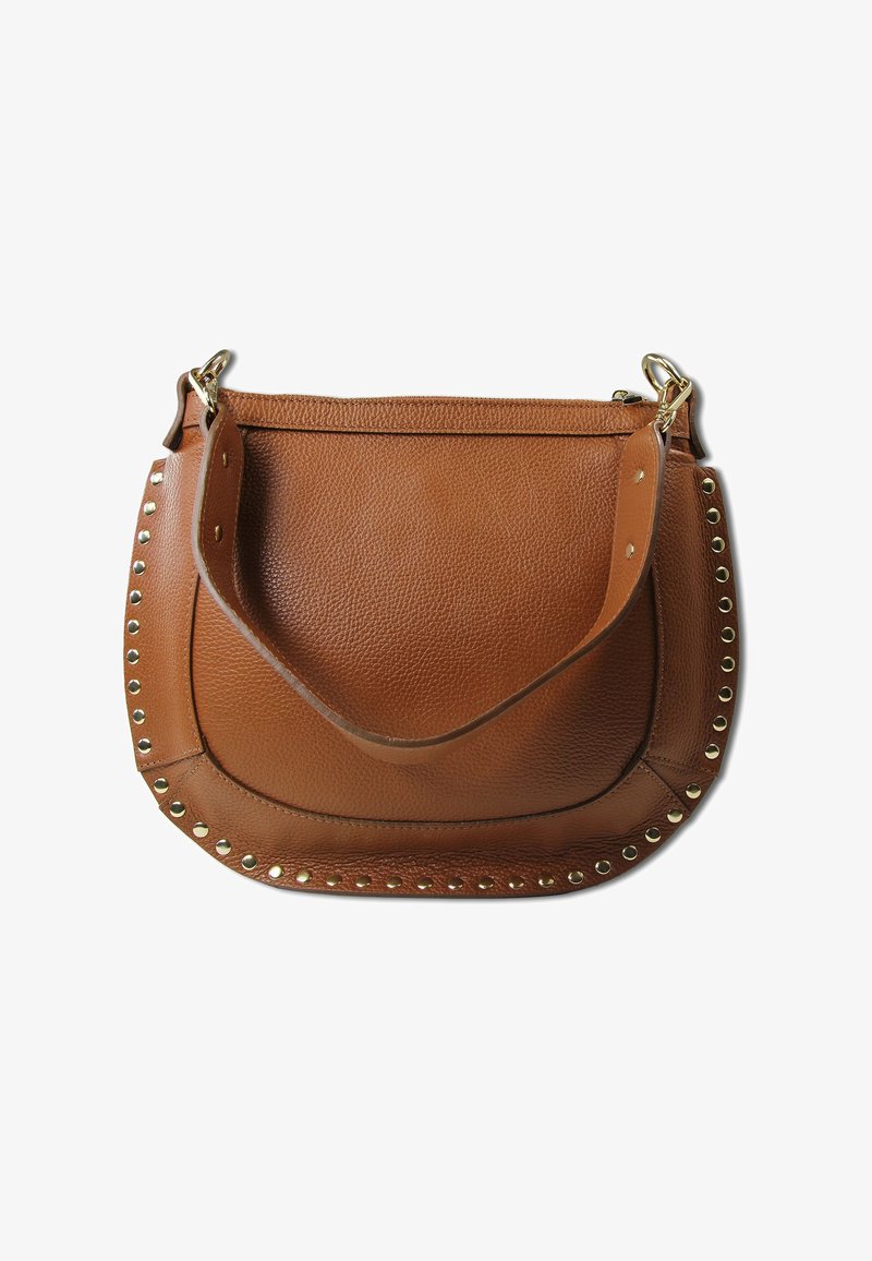 Bruine leren handtas met een gestructureerde afwerking, afgeronde vorm en geklinknagelde accenten langs de rand. Voorzien van een enkele schouderriem.