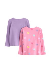 Dve tričká s dlhým rukávom: jedno jednofarebné fialové, druhé ružové s vzorom farebných sŕdc. Obe vyrobené z mäkkej bavlnenej látky.