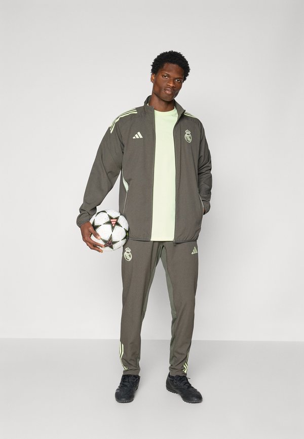 REAL  - Training jacket3