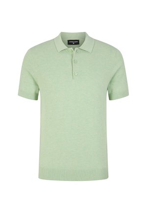 Polo vert clair à manches courtes fabriqué en tissu doux, avec une patte de boutonnage à trois boutons et un col et des ourlets côtelés.