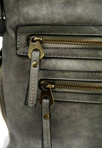 Harpa LOXLEY - Schoudertas - pewter grey