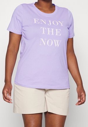 T-shirt z nadrukiem