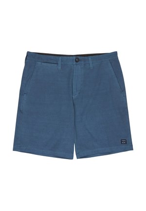 Modré šortky z ľahkej tkaniny s gombíkovým zapínaním, dvoma bočnými vreckami a malou čiernou nášivkou s logom na ľavom leme.