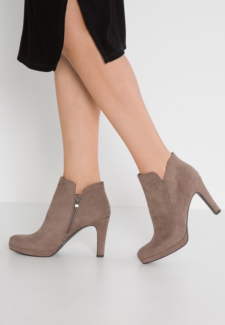Tamaris High heeled ankle boots taupe (Pre-owned)