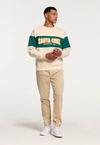 Shiwi SANTA CRUZ - Sweatshirt - white tortilla
