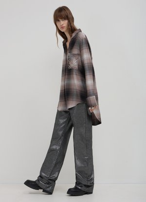Calliope À CARREAUX SURDIMENSIONNÉE - Button-down blouse - une variante