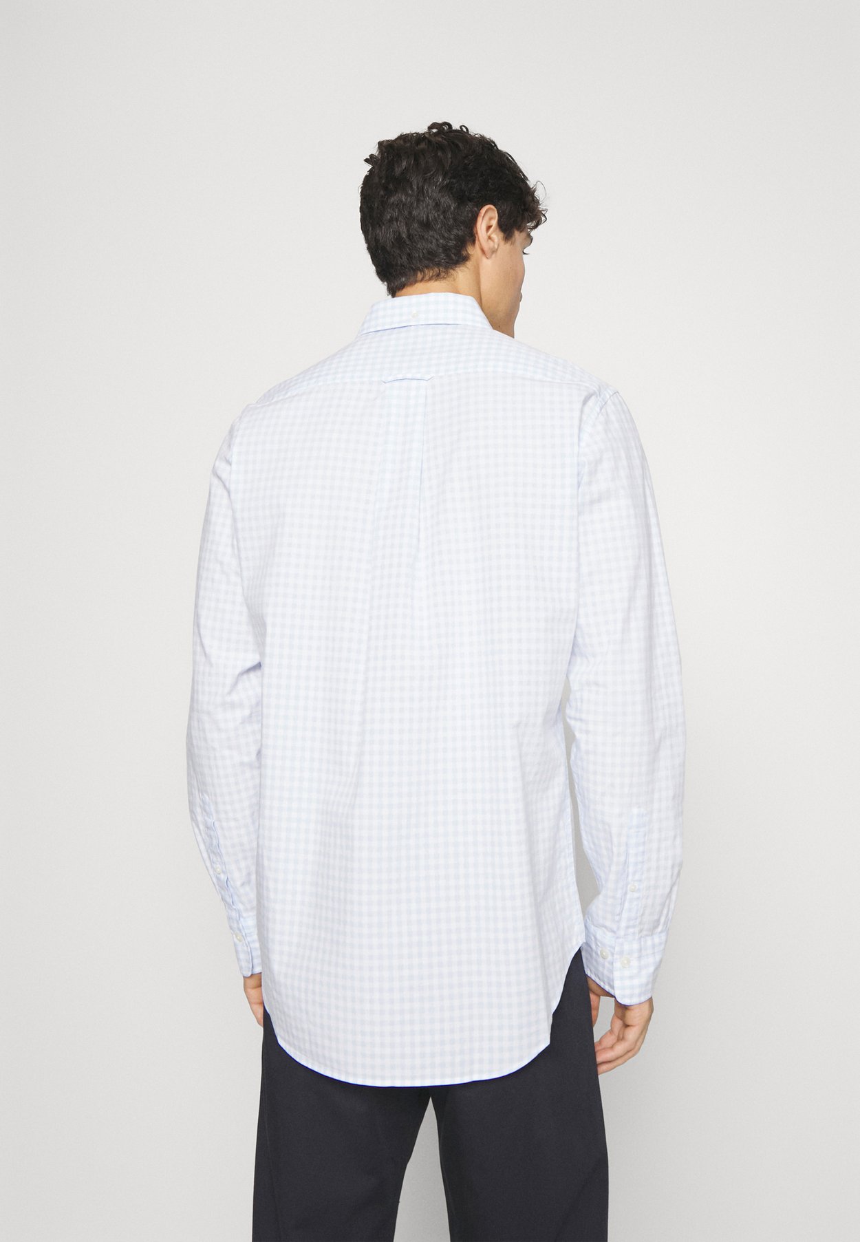REG CLASSIC GINGHAM