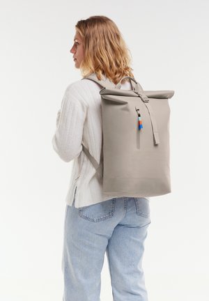 Tagesrucksack - scallop