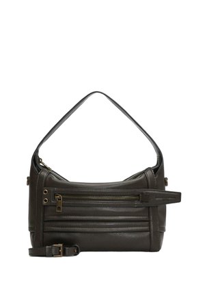 Schwarze Lederschultertasche mit vorderer Reißverschlusstasche, gesteppten Details, verstellbarem Riemen und breitem Tragegriff vor weißem Hintergrund.
