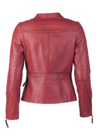 Rode leren jas met een aansluitend ontwerp, een gladde textuur en doorgestikte accenten op de schouders en mouwen. Voorzien van ritsen aan de manchetten.