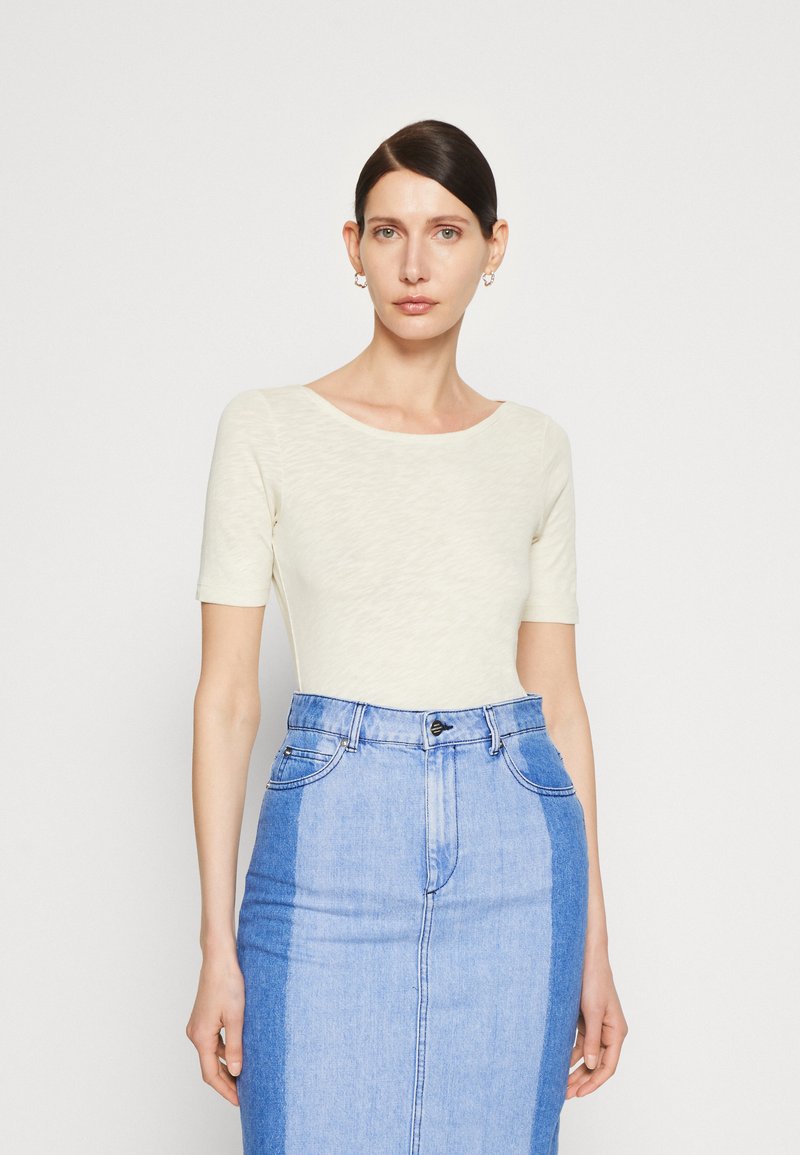 Marc O'Polo SHORT SLEEVE BOAT NECK - T-Shirt basic - soft taupe/beige ...