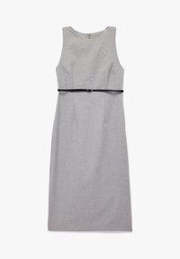 Sukienka bez rękawów, sięgająca do kolan, w kolorze szarym, z okrągłym dekoltem i cienkim czarnym paskiem w talii, zaprezentowana na białym tle.