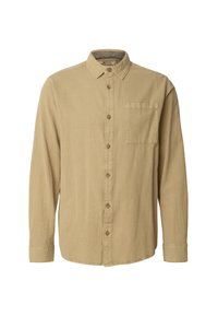 Chemise beige à manches longues en tissu texturé, avec une patte de boutonnage complète, un col rond et une poche poitrine du côté gauche.
