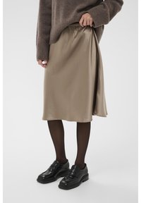 Non sélectionné, brown